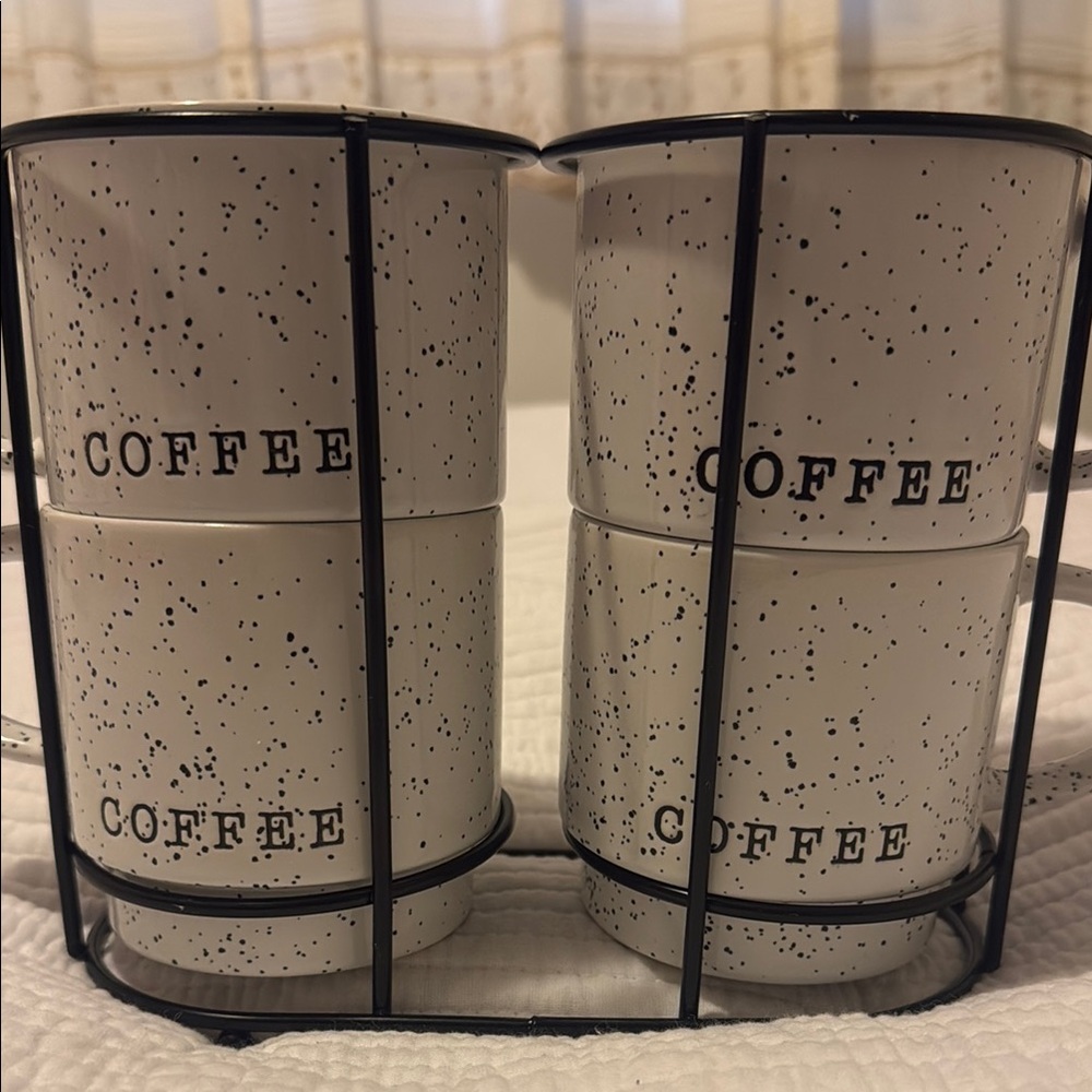 Speckled White Coffee Mugs Set